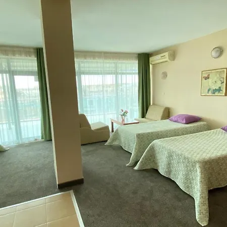 Hotel L&b- Free Parking Sunny Beach