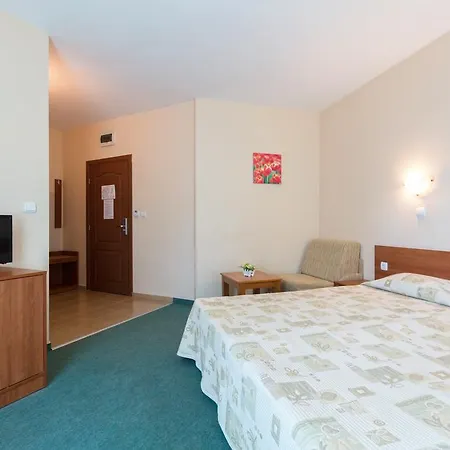 L&b- Free Parking 3* Sunny Beach