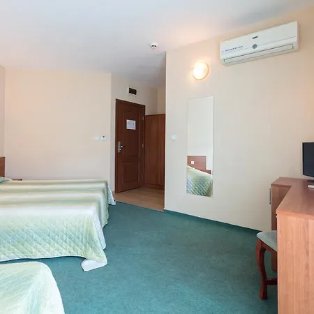 L&b- Free Parking Hotel